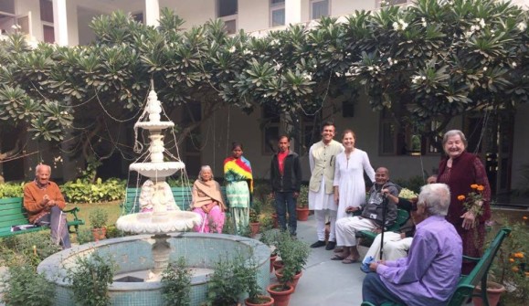 Sharing Divine Mother's Healing Love - november 2016 - 1