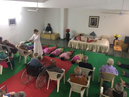 Sharing Divine Mother's Healing Love - november 2016 - 2