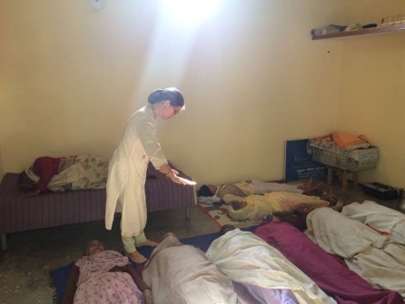 Widow Matas in Vrindavan - november 2016 - 11