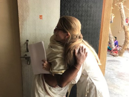 Holy soil of Vrindavan, sharing the Joy of God’s Love with the Matajis - april 2017 - 9