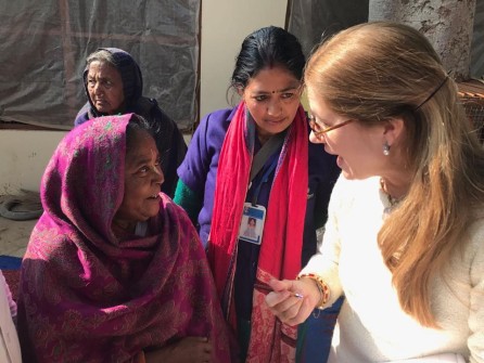 Mothers assisted by the P.Yogananda Trust during the group healings - january 2017 - 16