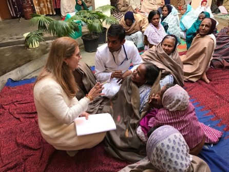 Mothers assisted by the P.Yogananda Trust during the group healings - january 2017 - 5